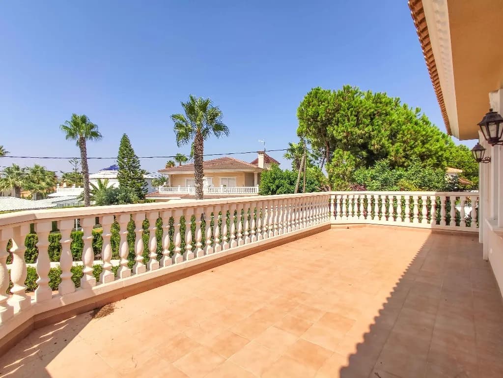Villa de 6 dormitorios en venta en Cabo Roig, Alicante - Image 5