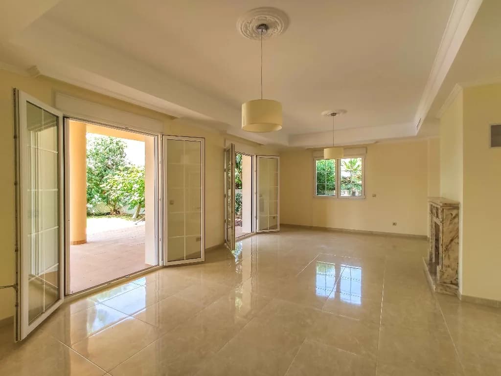 Villa de 6 dormitorios en venta en Cabo Roig, Alicante - Image 6