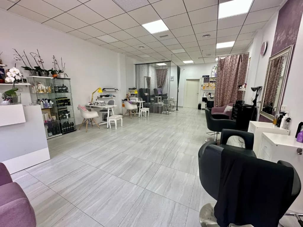 Commercial en venta en La Zenia, Alicante
