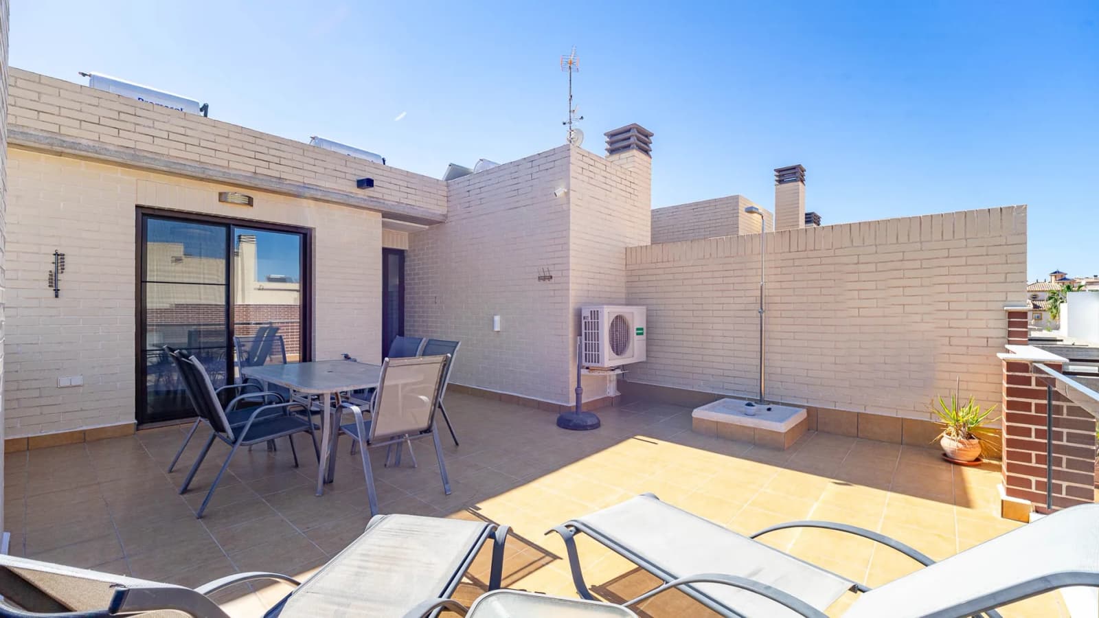 Apartament In Lomas De Cabo Roig - Image 2