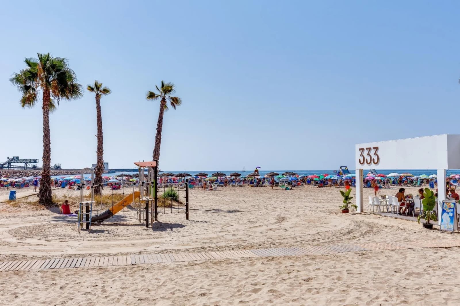 Apartament In Torrevieja - Image 4