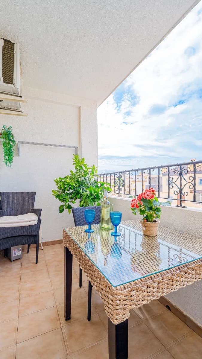 Apartament In Punta Prima - Image 2