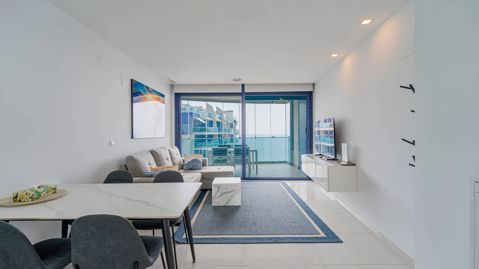 Apartament In Punta Prima - Image 2