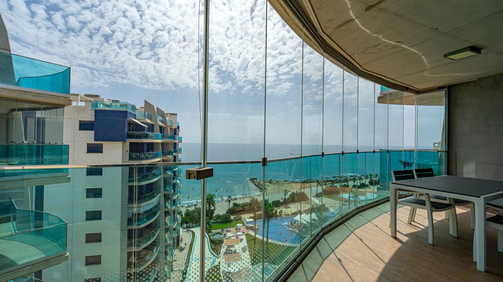 Apartament In Punta Prima - Image 9