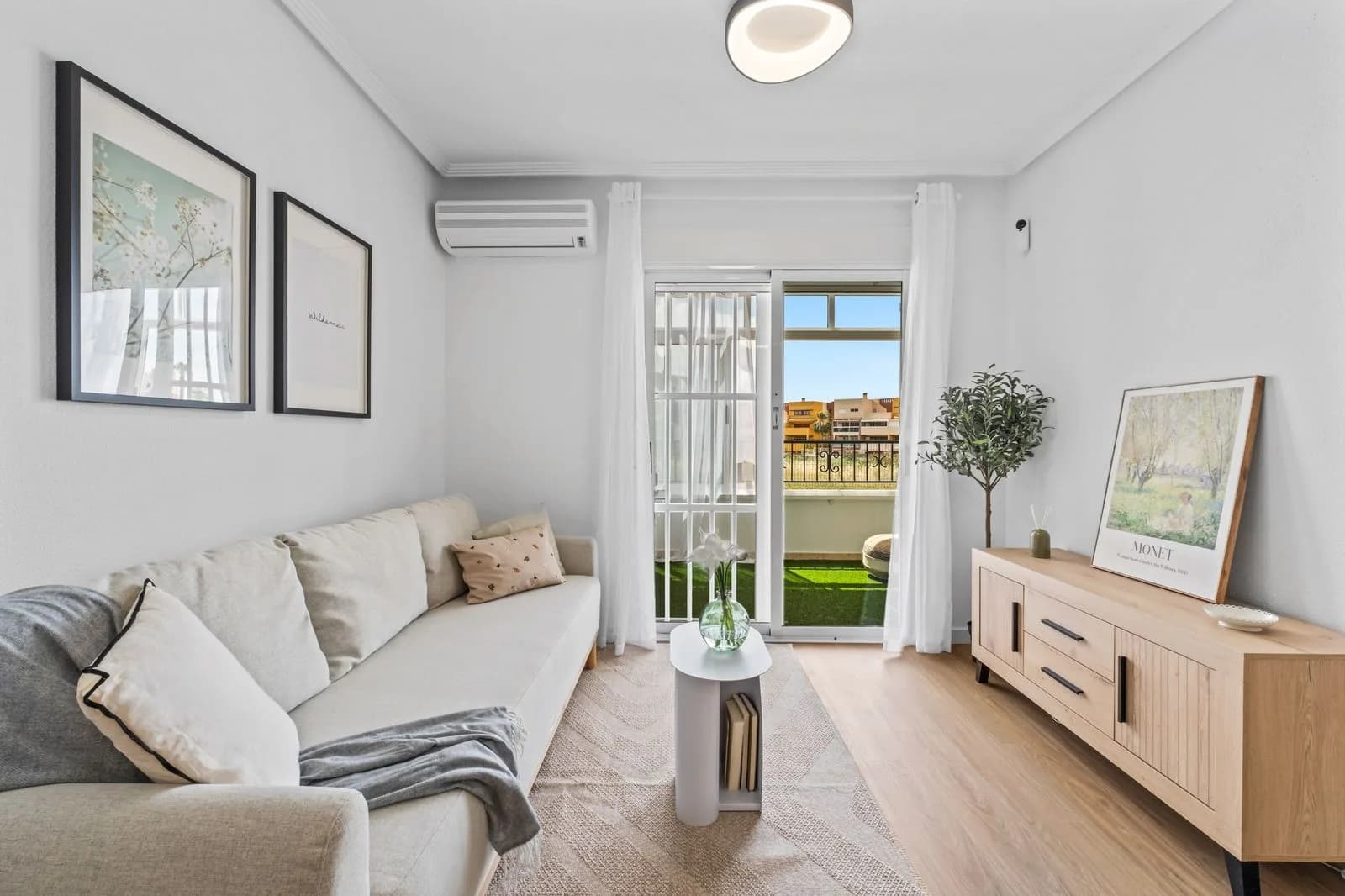 Apartment de 2 dormitorios en venta en Playa Flamenca, Costa Blanca - Image 3