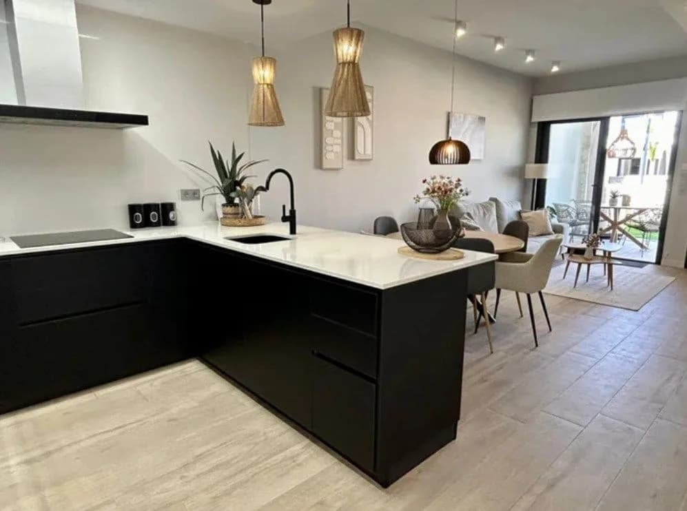 Apartment de 3 dormitorios en venta en Punta Prima, Costa Blanca - Image 3