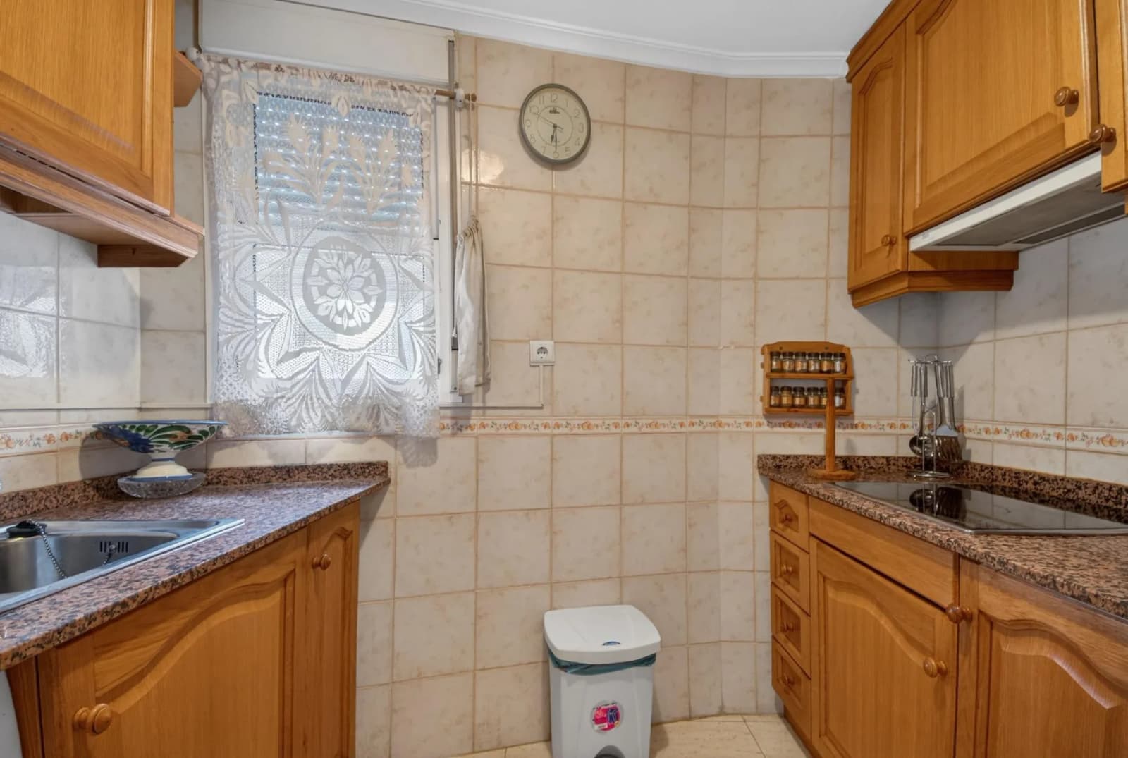 Apartment de 2 dormitorios en venta en Torrevieja, Alicante - Image 5