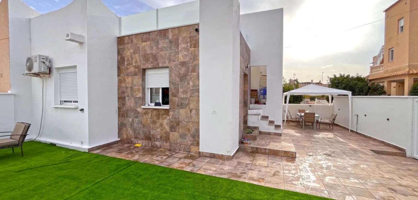Bungalow de 2 dormitorios en venta en Orihuela Costa, Costa Blanca (Alicante) - Image 6