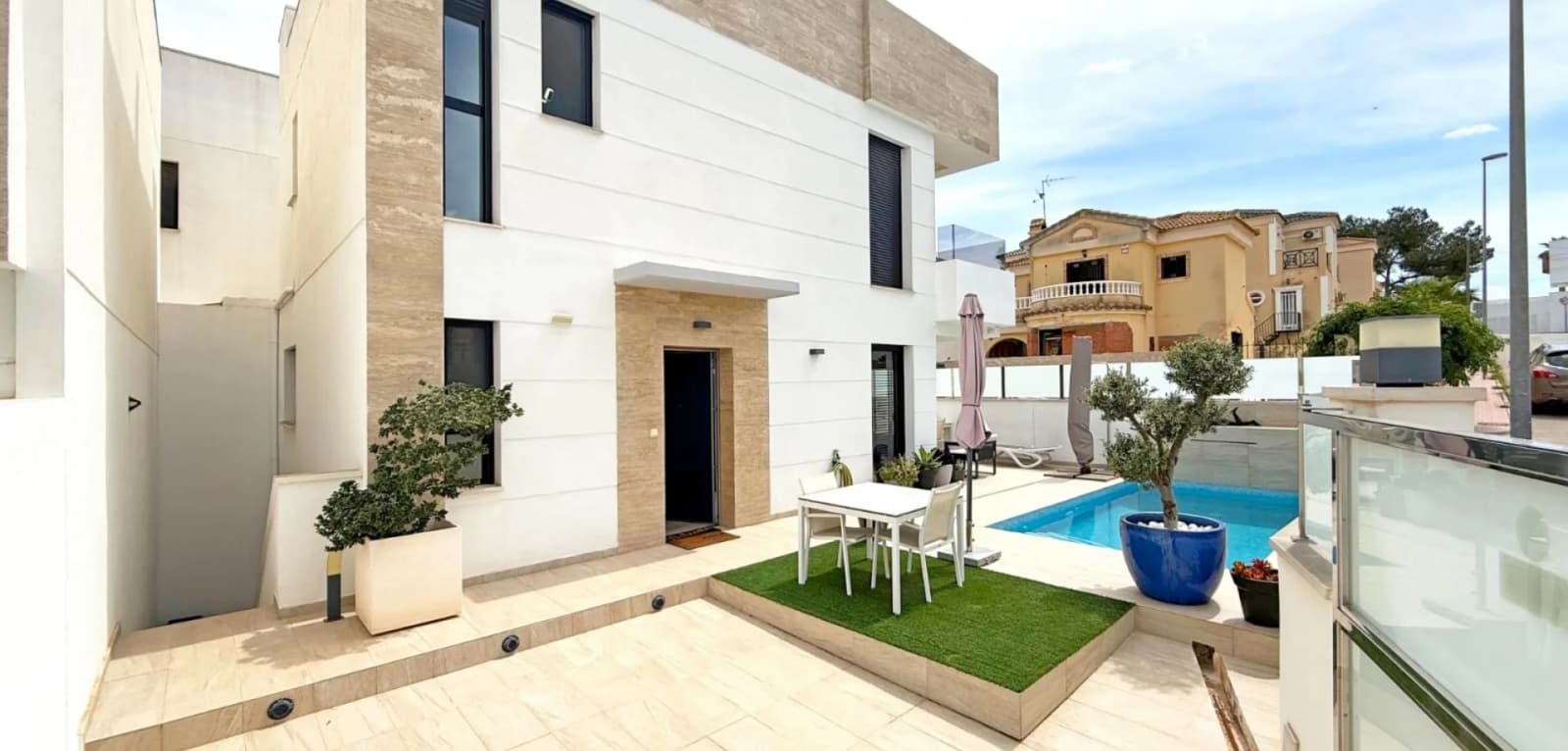 Detached Villa In Orihuela Costa