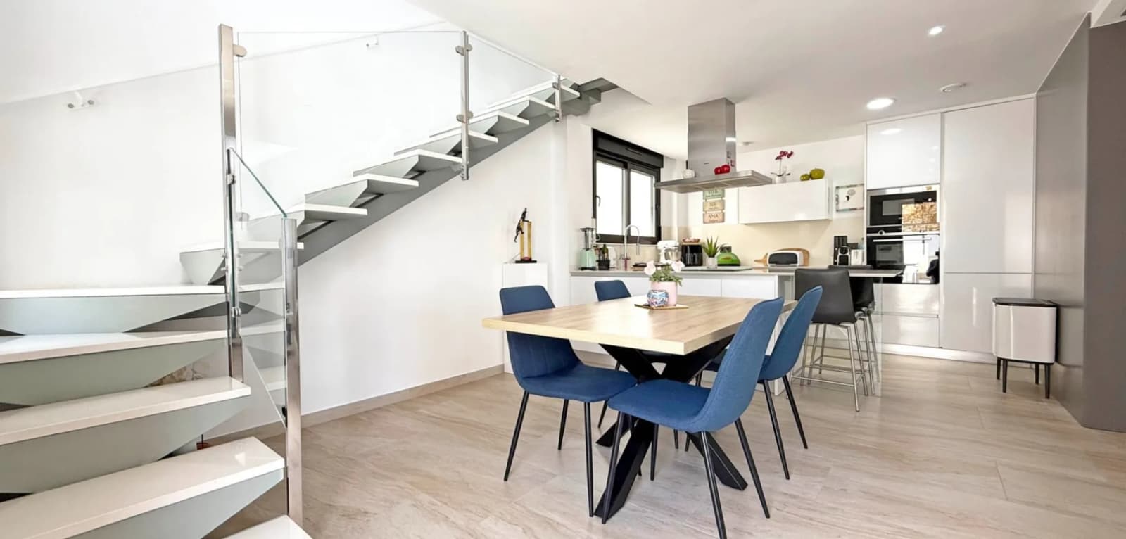 Detached Villa In Orihuela Costa - Image 3