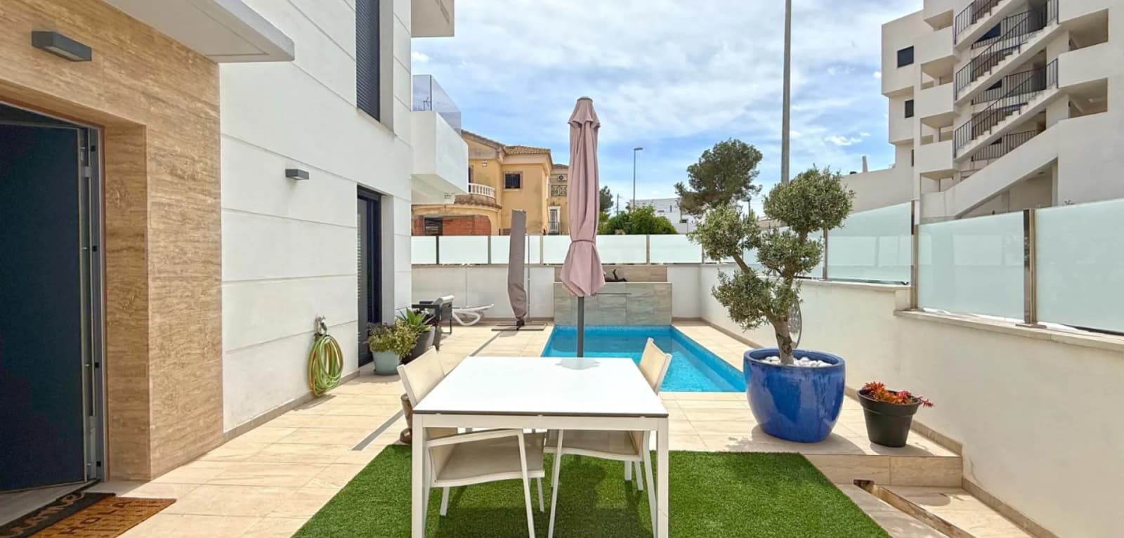 Detached Villa In Orihuela Costa - Image 5