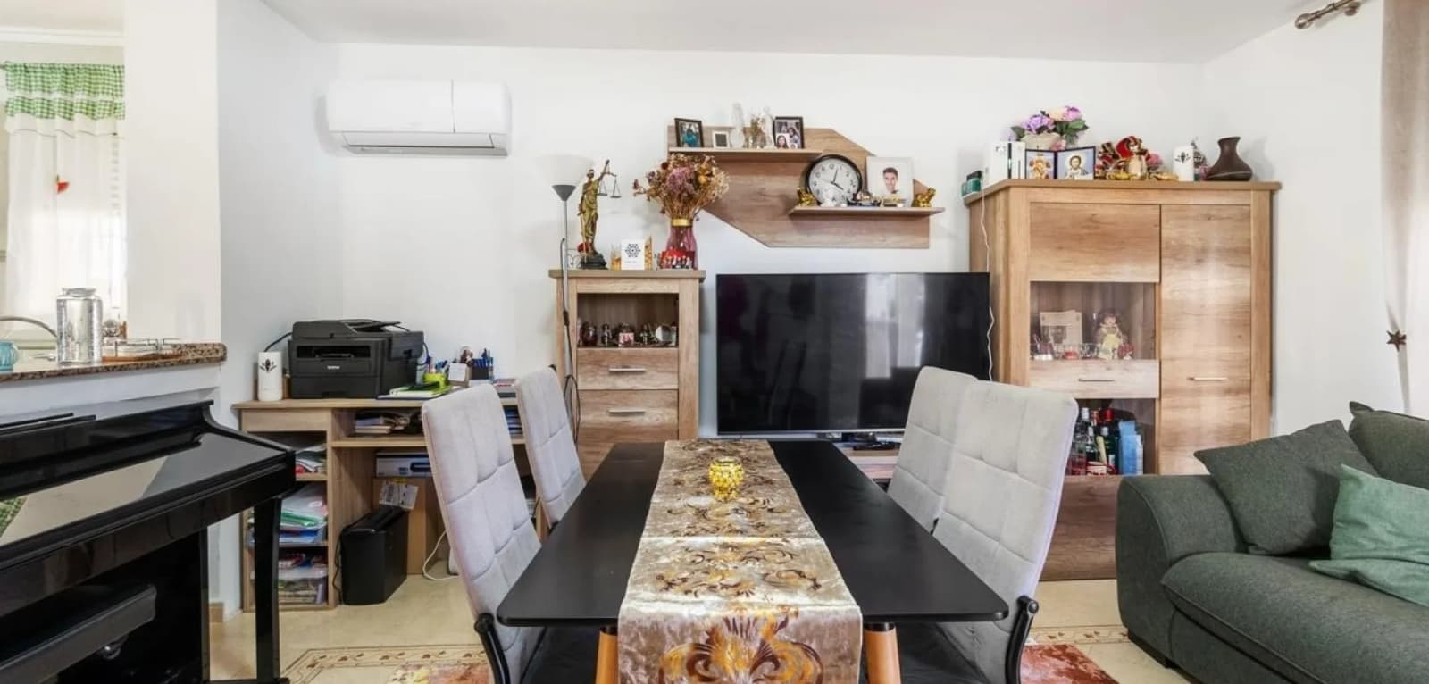 Detached Villa In Orihuela Costa - Image 4