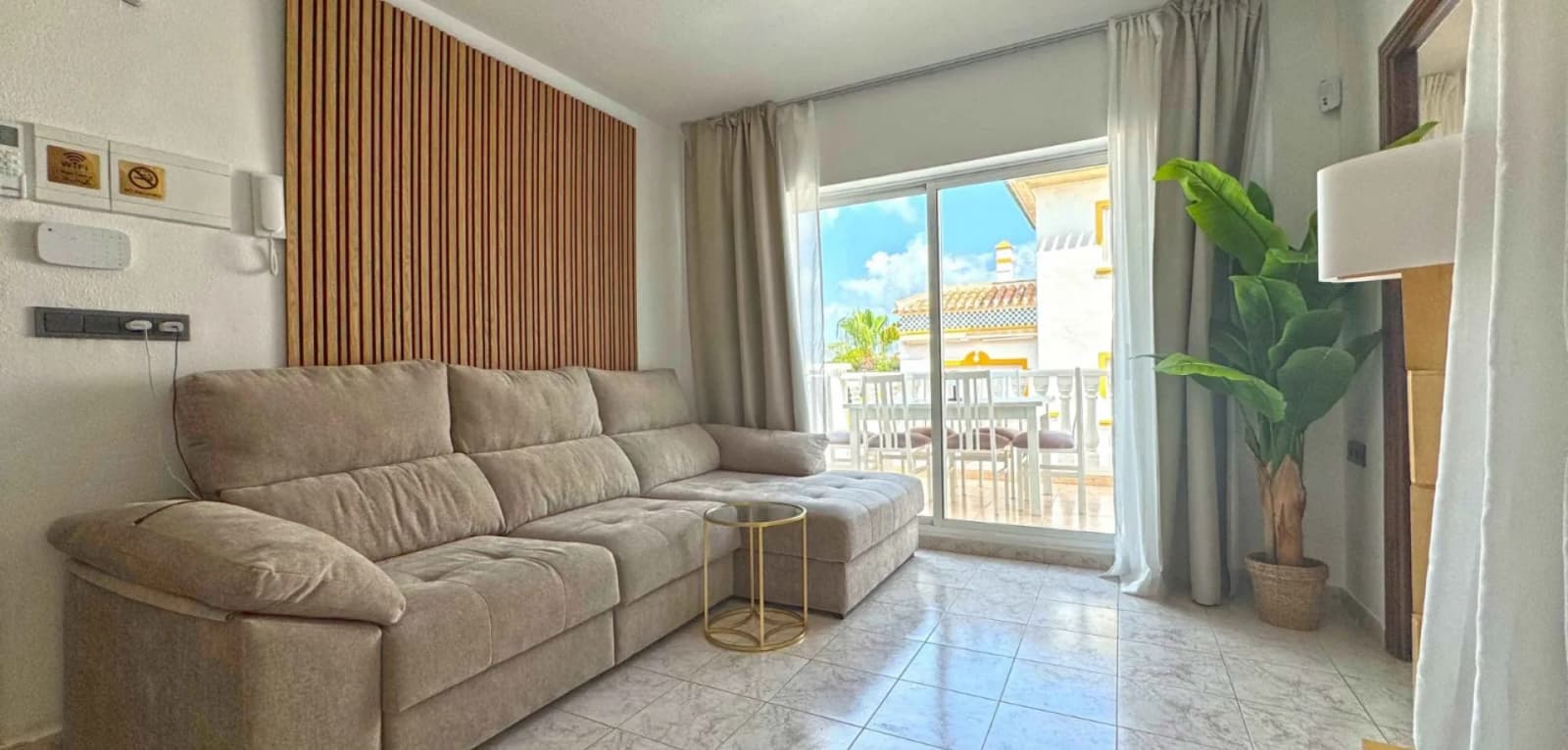 Duplex de 3 dormitorios en venta en Torrevieja, Costa Blanca (Alicante) - Image 2