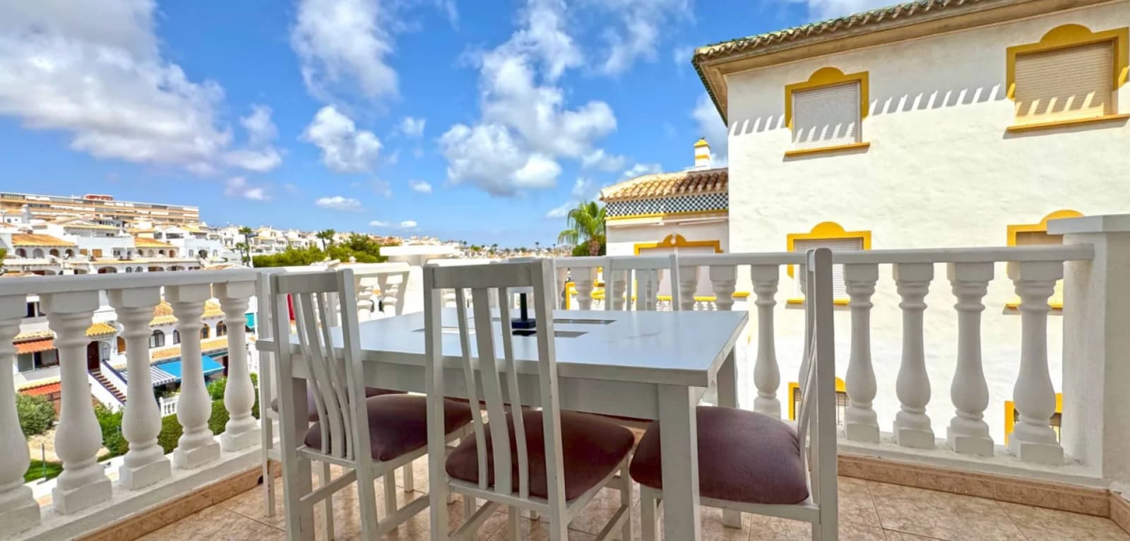 Duplex de 3 dormitorios en venta en Torrevieja, Costa Blanca (Alicante) - Image 3
