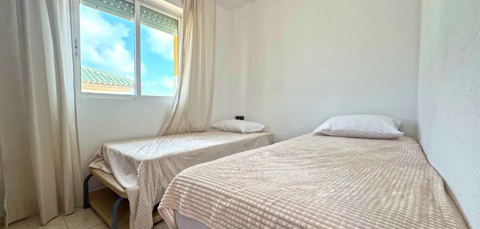 Duplex de 3 dormitorios en venta en Torrevieja, Costa Blanca (Alicante) - Image 9
