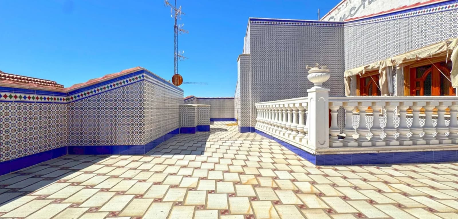 Duplex de 6 dormitorios en venta en San Pedro Del Pinatar, Murcia