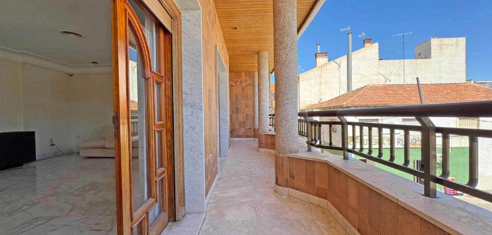 Duplex de 6 dormitorios en venta en San Pedro Del Pinatar, Murcia - Image 9
