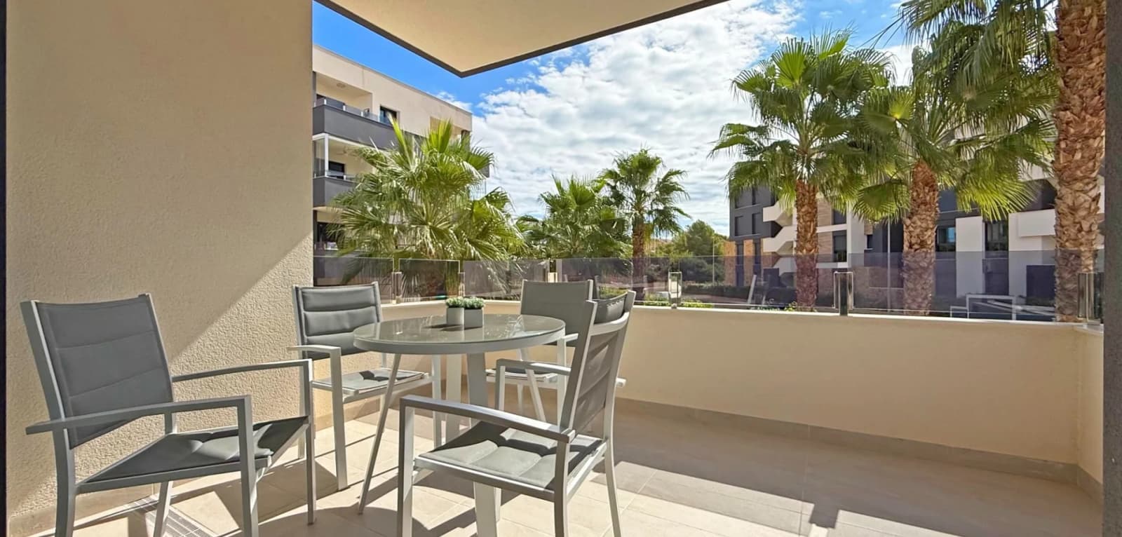 Apartment de 2 dormitorios en venta en Orihuela Costa, Costa Blanca (Alicante)