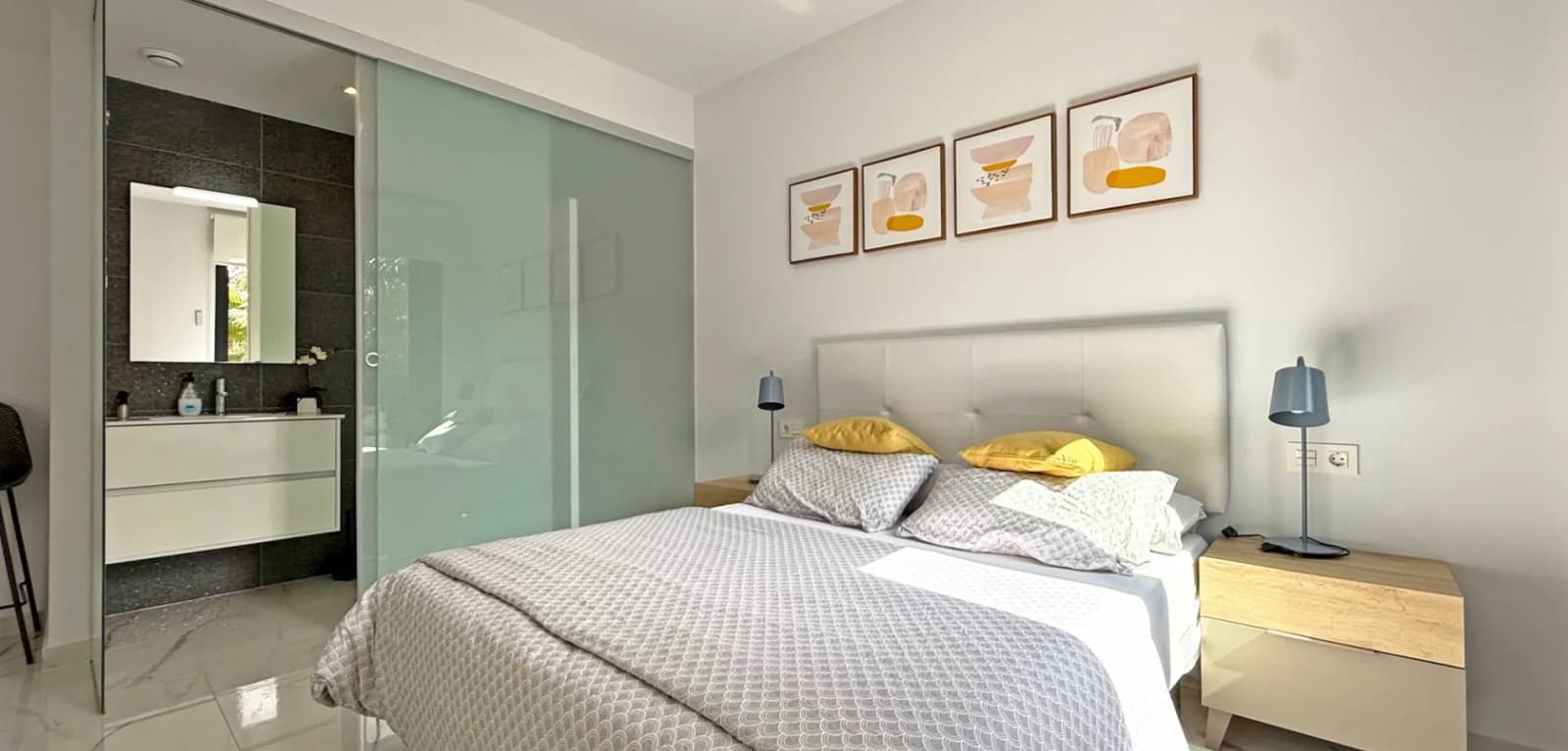 Apartment de 2 dormitorios en venta en Orihuela Costa, Costa Blanca (Alicante) - Image 8
