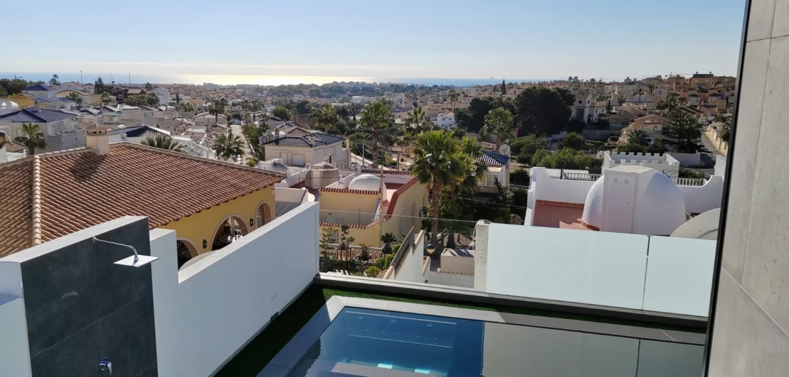 Detached Villa In Torrevieja - Image 3
