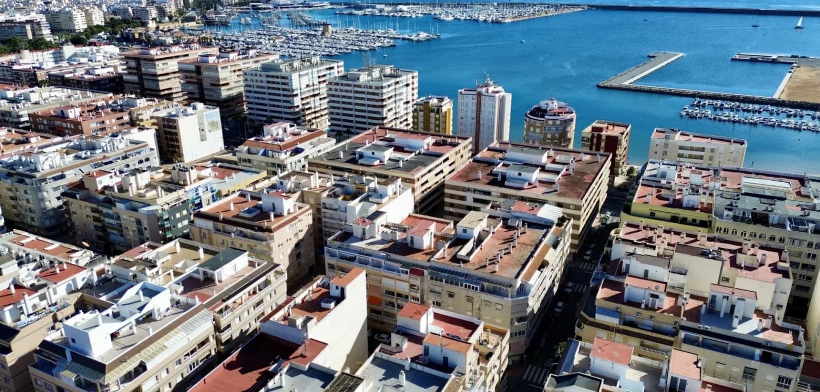 Apartment de 2 dormitorios en venta en Torrevieja, Costa Blanca (Alicante)