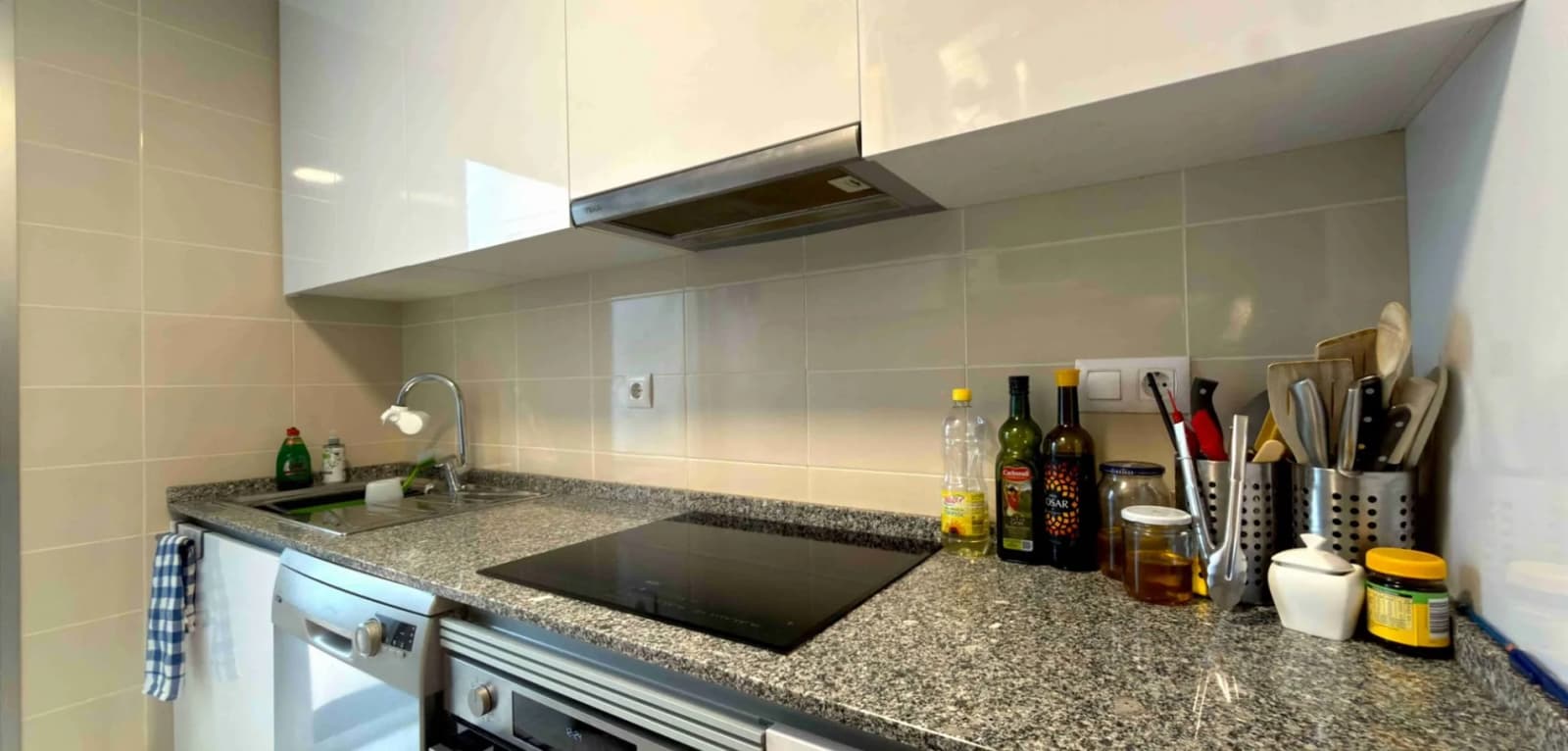 Apartment de 2 dormitorios en venta en San Miguel De Salinas, Costa Blanca (Alicante) - Image 2