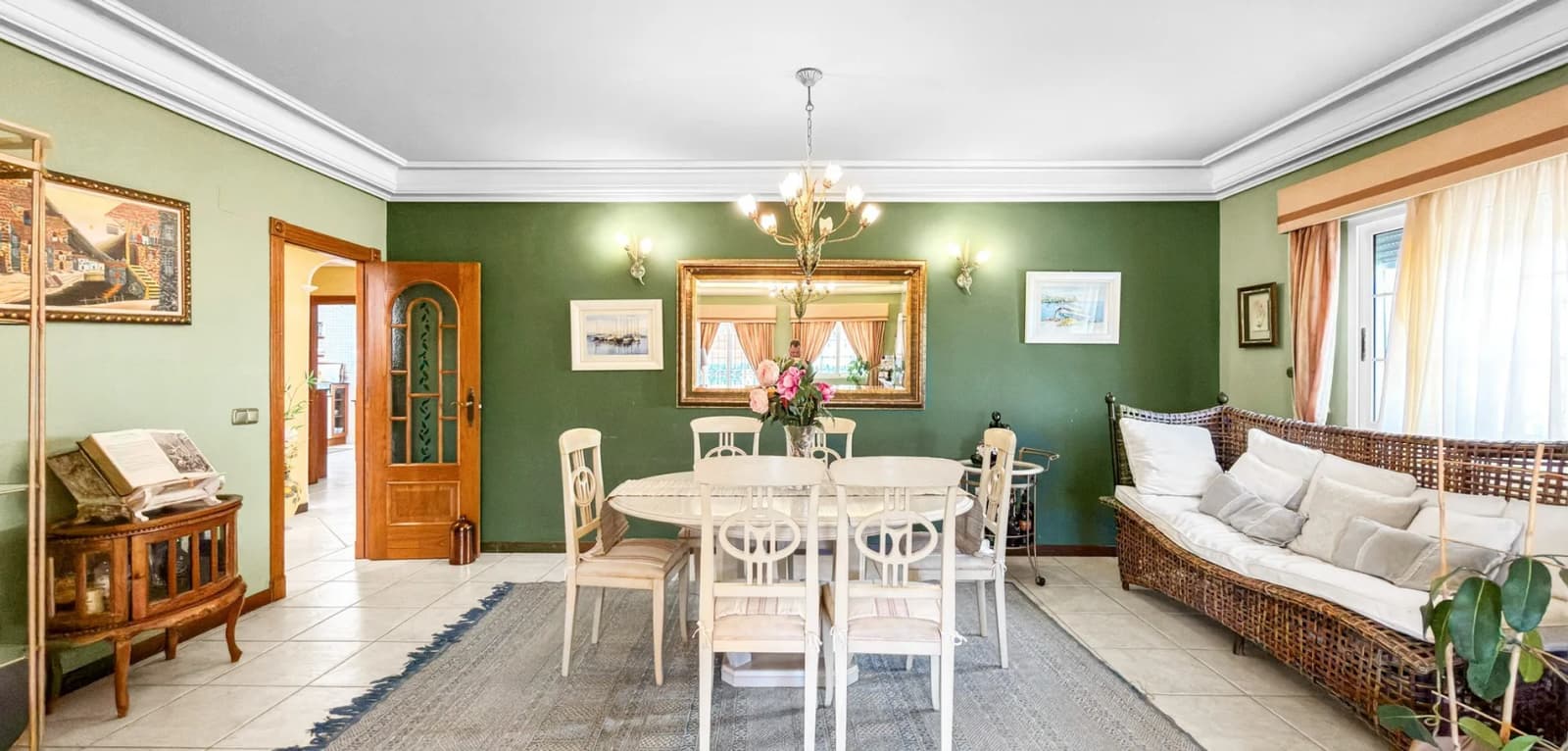Detached Villa In Torrevieja - Image 4
