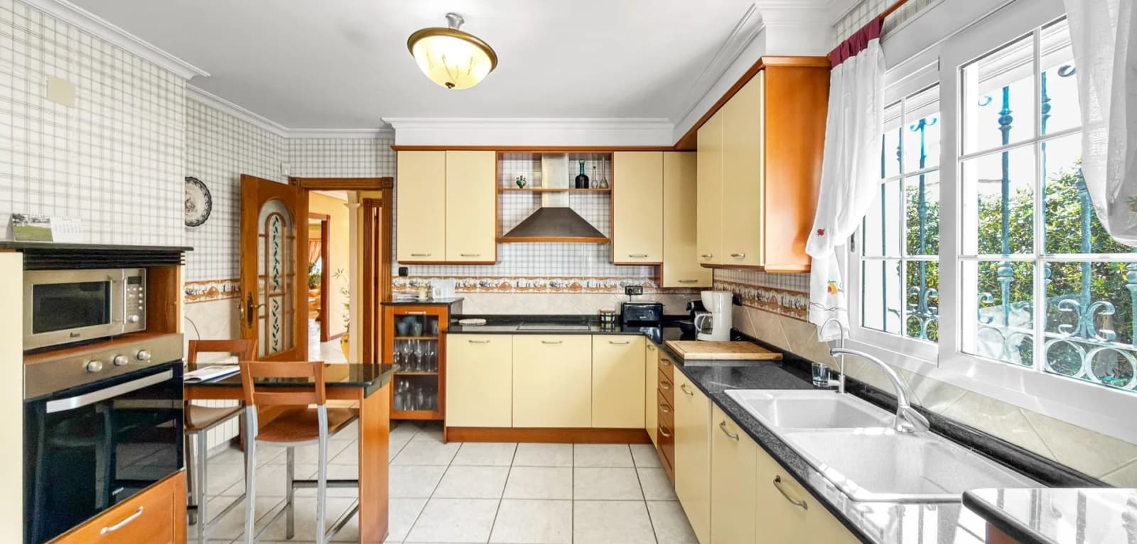 Detached Villa In Torrevieja - Image 5