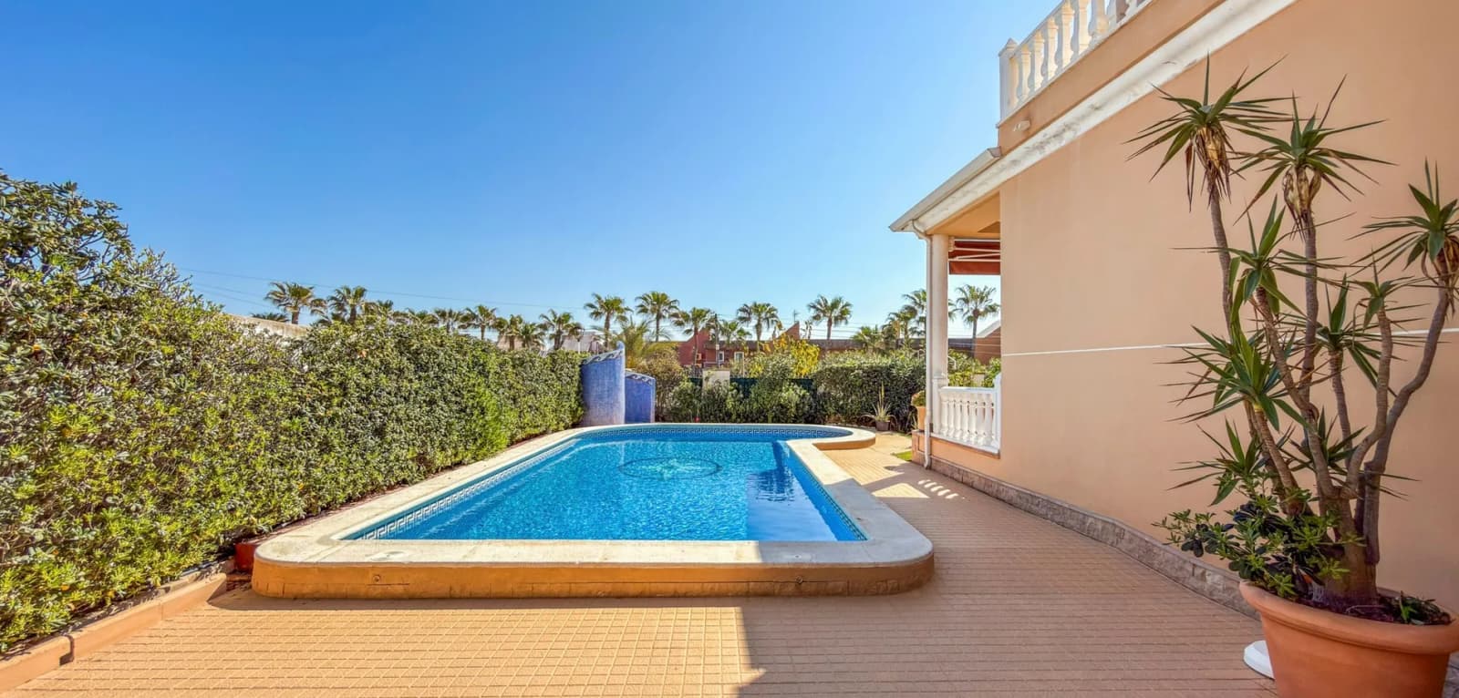 Detached Villa In Torrevieja - Image 8