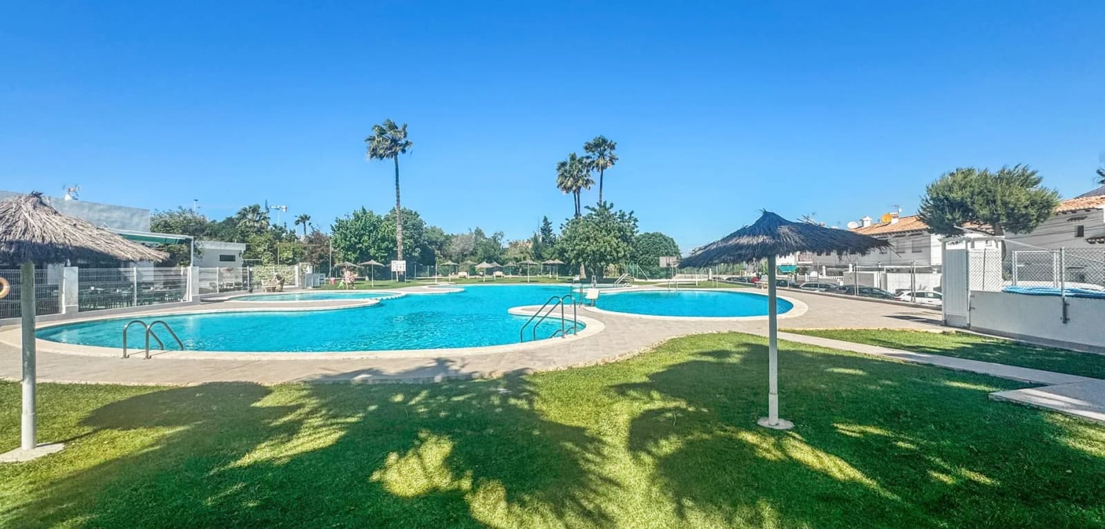 Bungalow de 1 dormitorios en venta en Torrevieja, Costa Blanca (Alicante) - Image 9