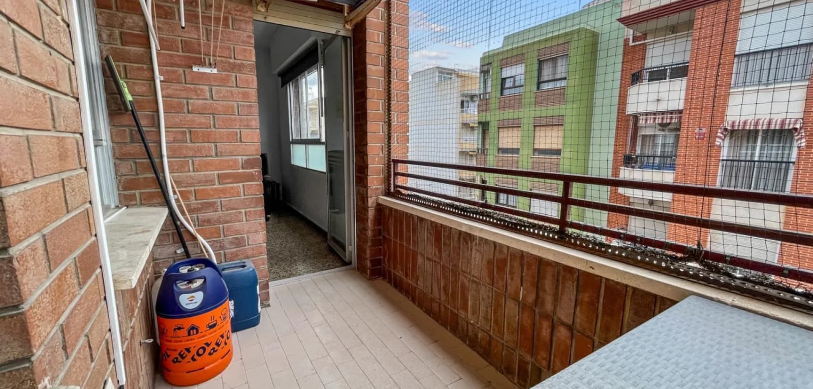 Apartment de 4 dormitorios en venta en Guardamar del Segura, Costa Blanca (Alicante) - Image 3