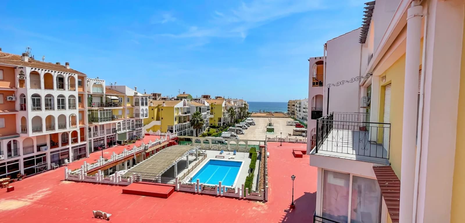 Apartment de 2 dormitorios en venta en Torrevieja, Costa Blanca (Alicante) - Image 2