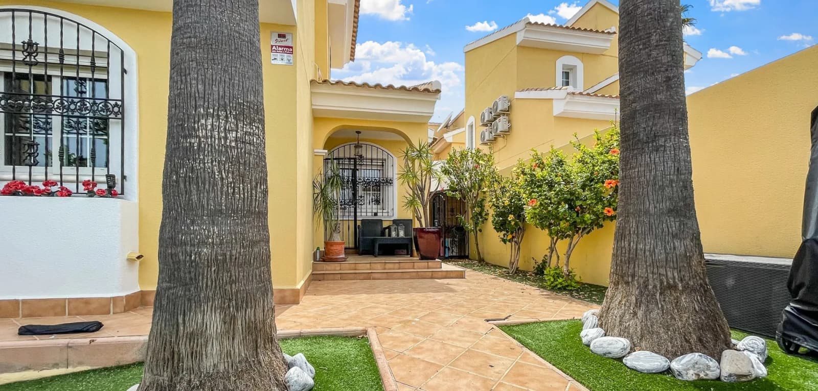 Detached Villa In Orihuela Costa - Image 5