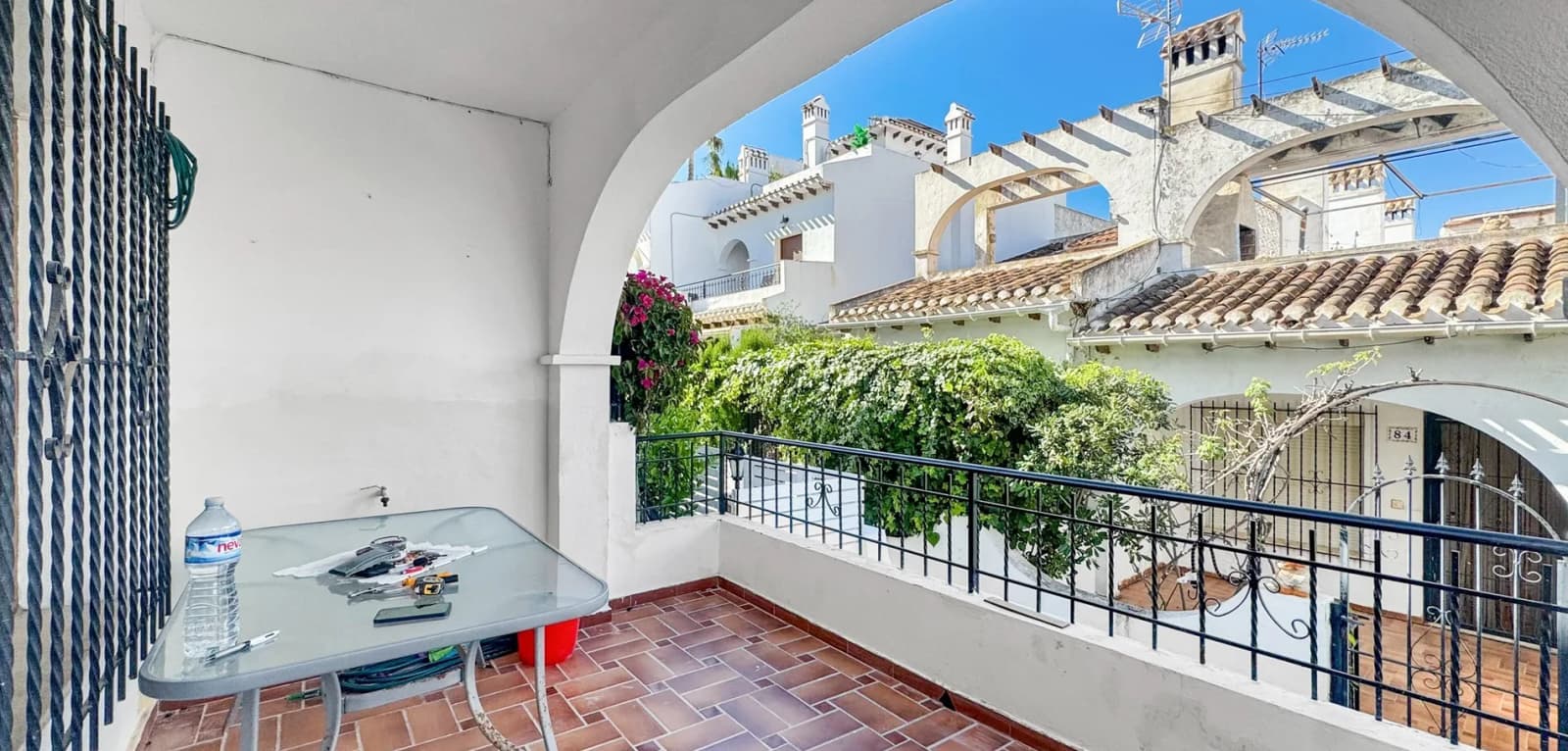 Bungalow de 2 dormitorios en venta en Torrevieja, Costa Blanca (Alicante) - Image 2