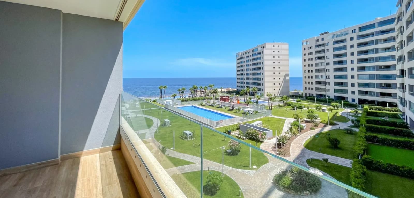 Apartment de 3 dormitorios en venta en Orihuela Costa, Costa Blanca (Alicante)