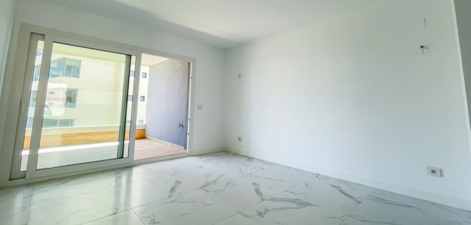 Apartment de 3 dormitorios en venta en Orihuela Costa, Costa Blanca (Alicante) - Image 9