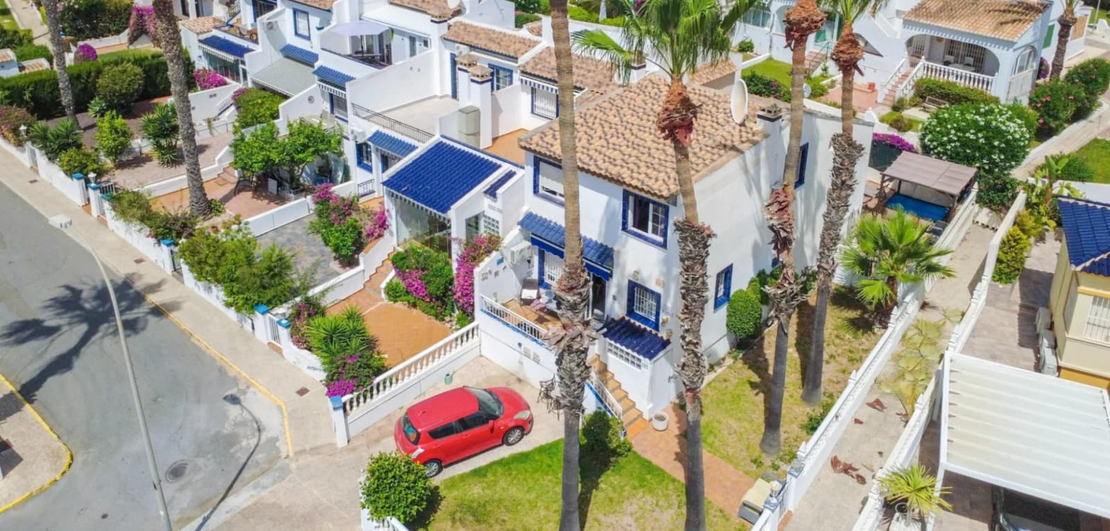 Townhouse de 4 dormitorios en venta en Orihuela Costa, Costa Blanca (Alicante)