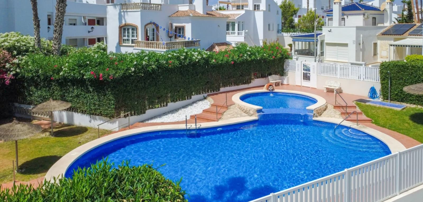 Townhouse de 4 dormitorios en venta en Orihuela Costa, Costa Blanca (Alicante) - Image 5