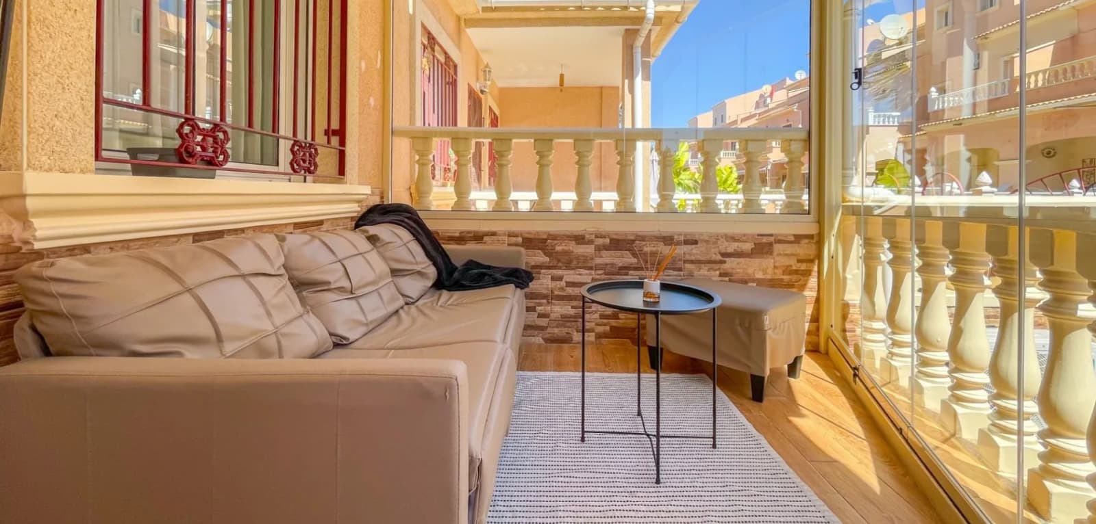 Townhouse de 3 dormitorios en venta en Orihuela Costa, Costa Blanca (Alicante) - Image 3
