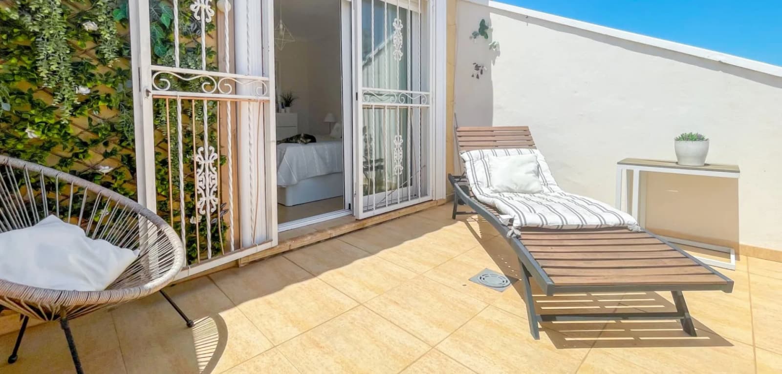 Townhouse de 4 dormitorios en venta en Orihuela Costa, Costa Blanca (Alicante) - Image 2