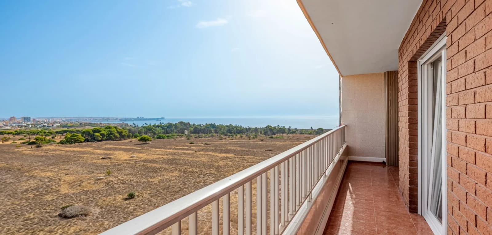 Apartment de 2 dormitorios en venta en Orihuela Costa, Costa Blanca (Alicante) - Image 2