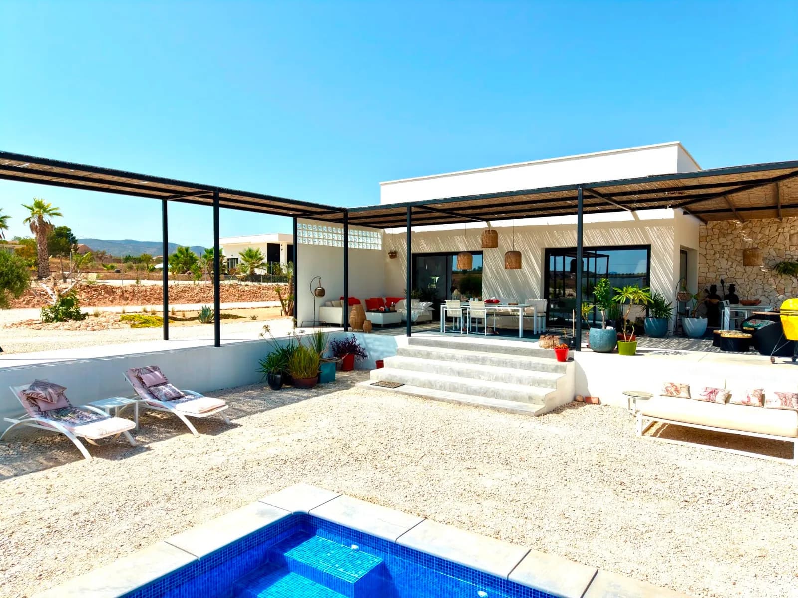 Detached Villa In Pinoso - Image 2