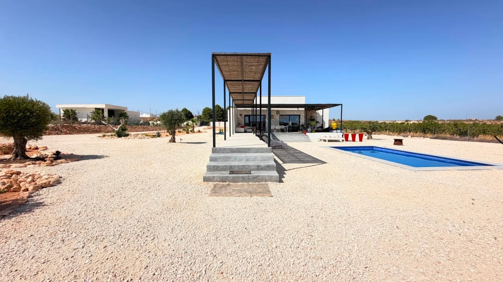 Detached Villa In Pinoso - Image 9