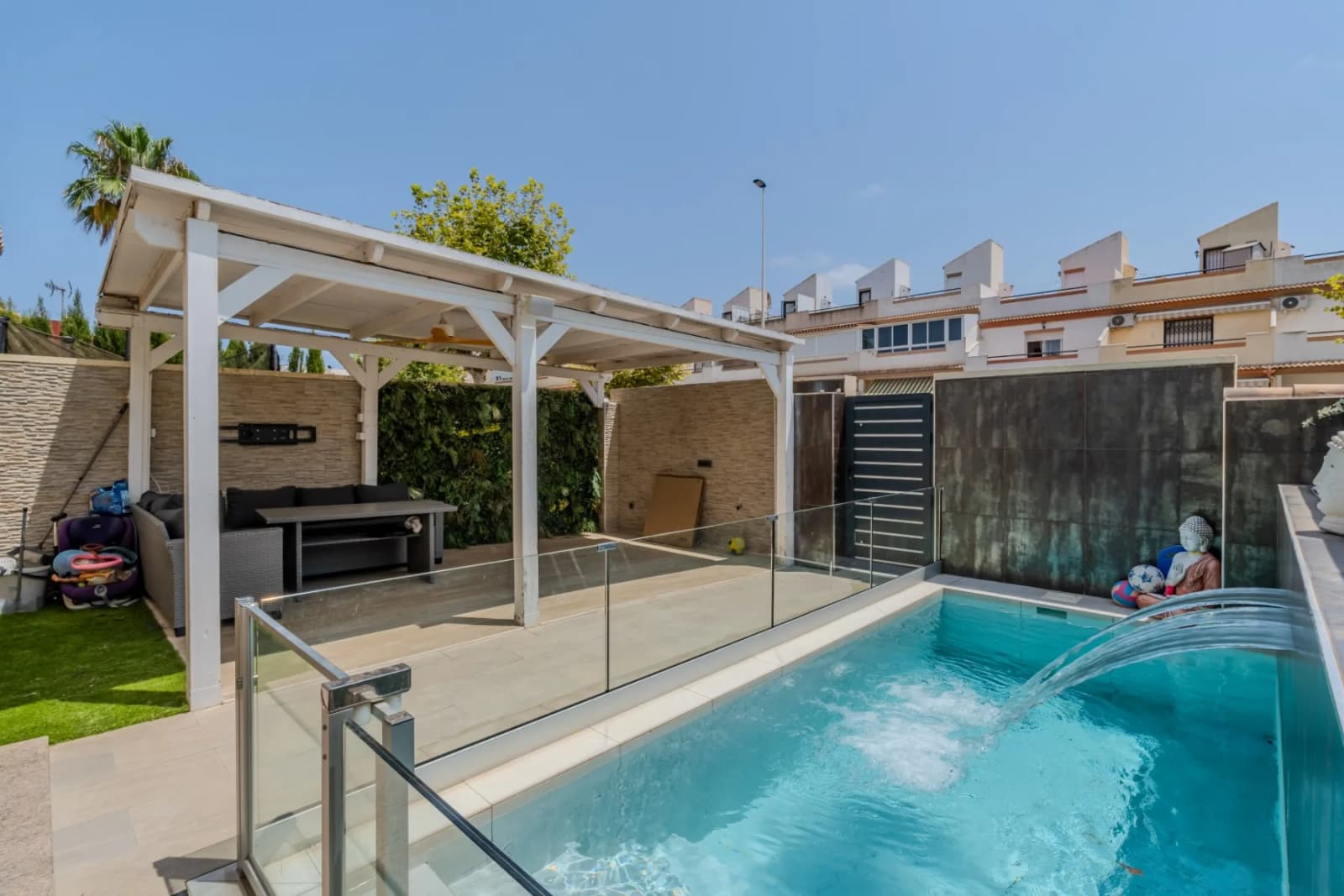 Independent Villa In Torrevieja - Image 4
