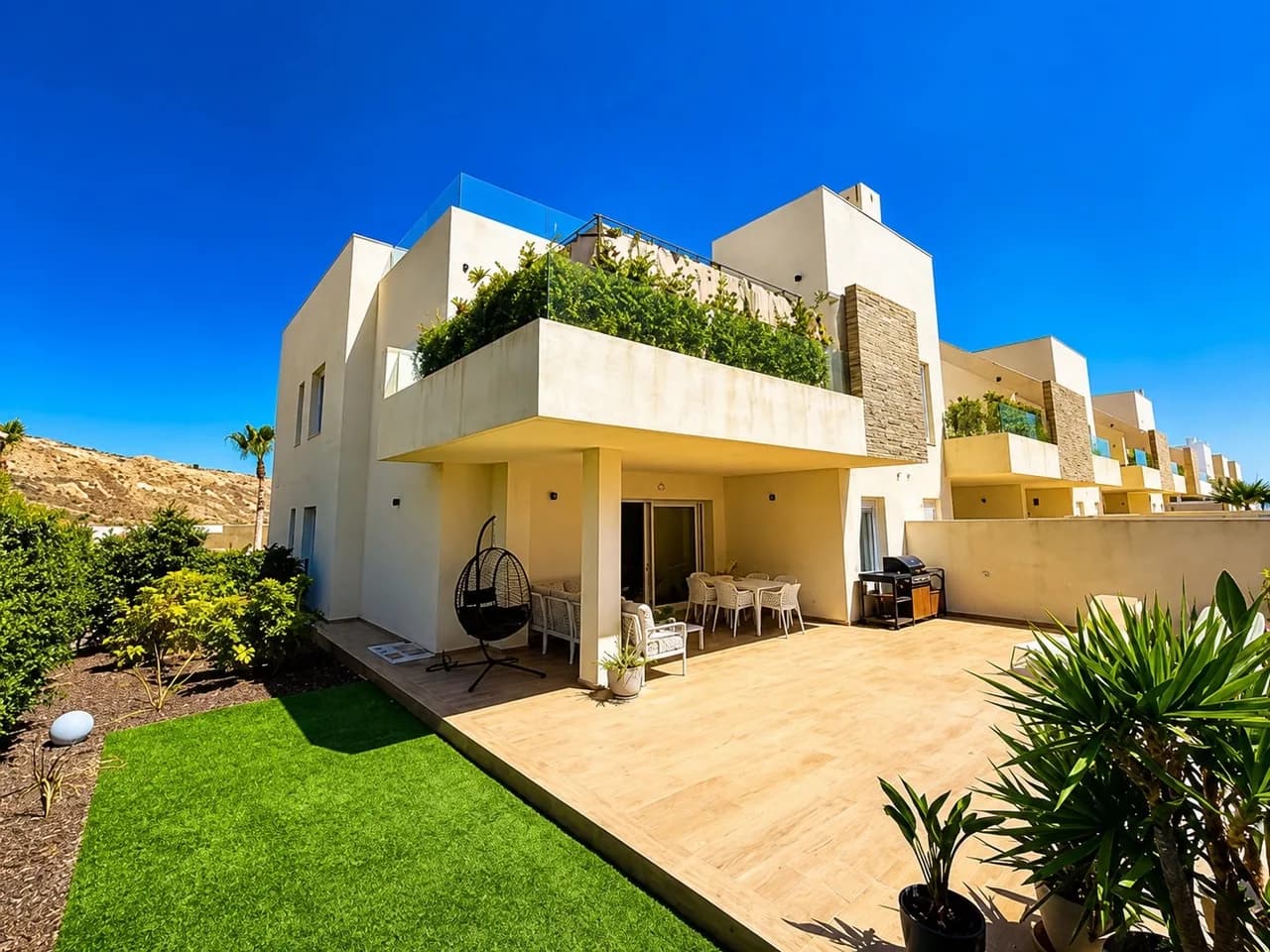 Apartment de 3 dormitorios en venta en La Finca Golf, Alicante