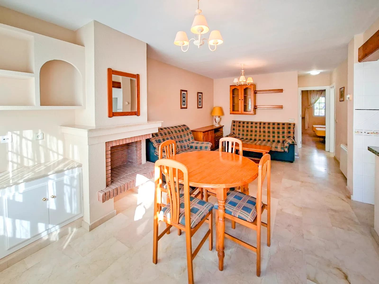 Town House In Villamartín - Image 5