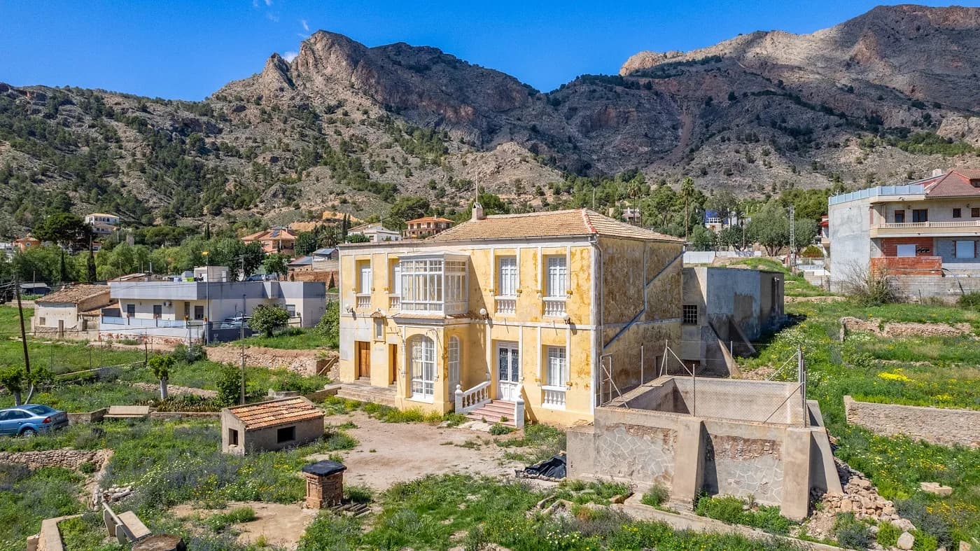 Finca de 7 dormitorios en venta en Orihuela, Alicante - Image 2