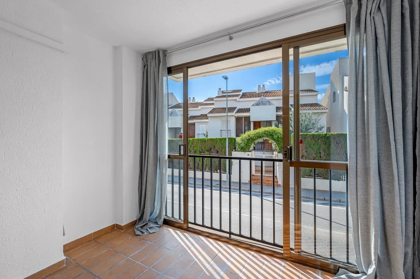 Apartment de 1 dormitorios en venta en Altea, Alicante - Image 2