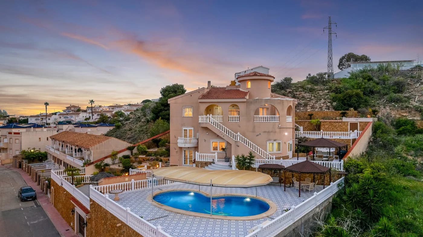 Villa de 7 dormitorios en venta en Ciudad Quesada - Rojales, Alicante