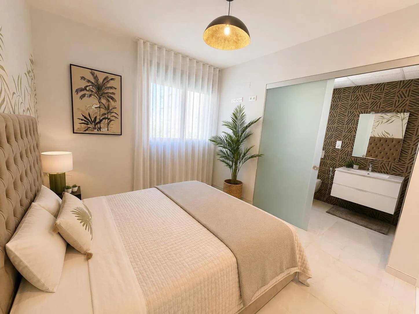 Apartment de 2 dormitorios en venta en Guardamar del Segura, Alicante - Image 9